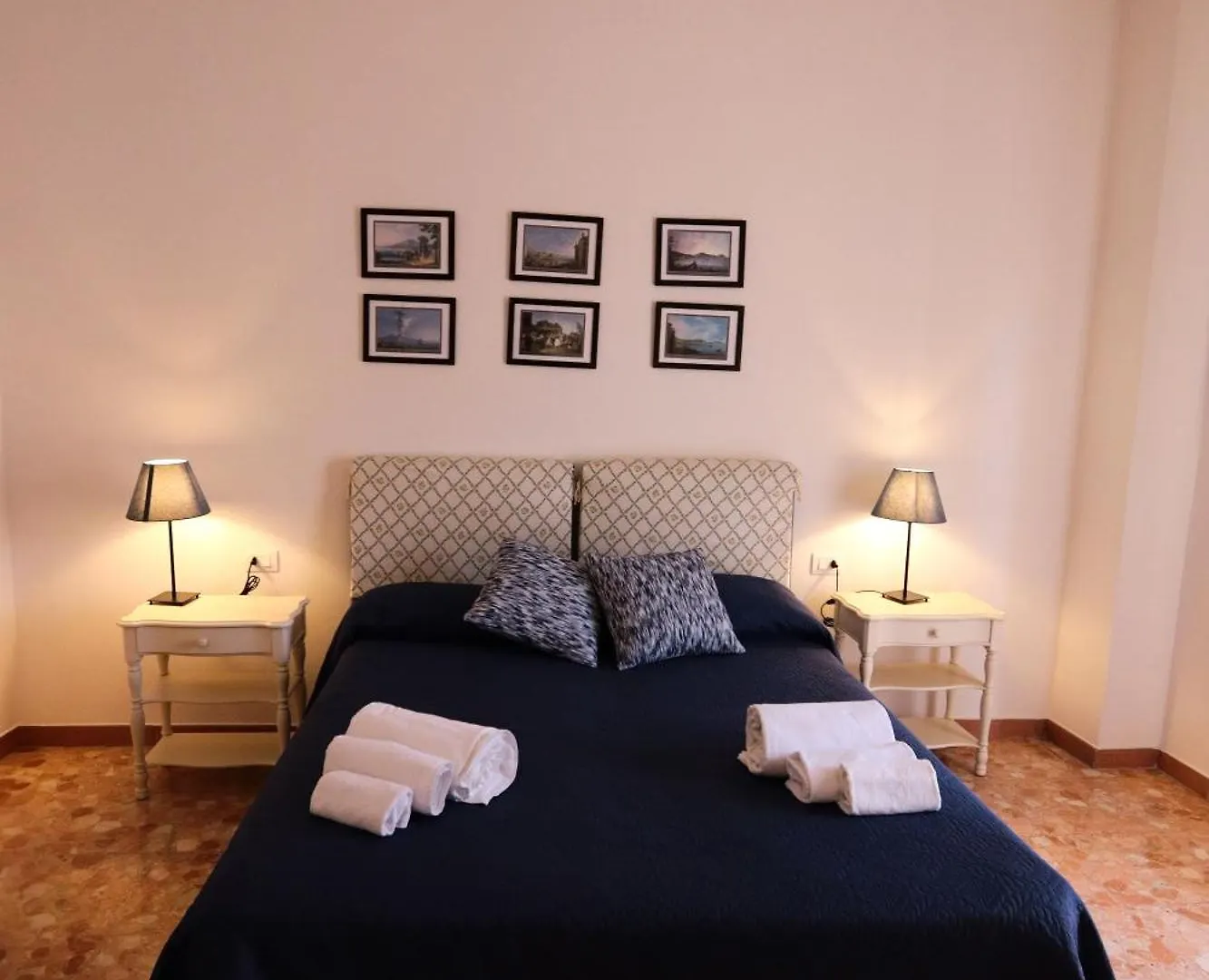 La Tua Casa Tra I Musei Apartment Naples